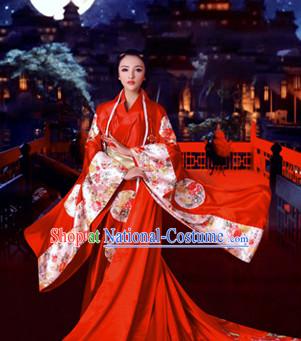 Chinese Traditional Red Bridal Wedding Outfit for Women