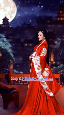 Chinese Traditional Costumes