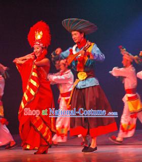 China Yunnan Lijiang Minority Ethnic Clothing and Hat for Men