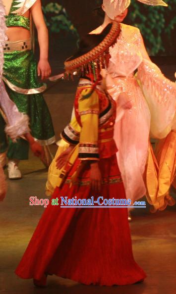 Chinese Yunnan Ethnic Women s Clothes and Bamboo Hat