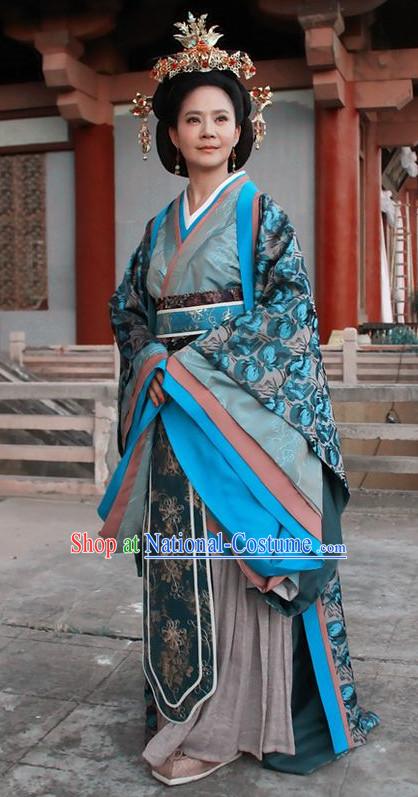 Chinese Traditional Queen Costume and Hair Accessories