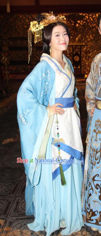 Chinese Traditional Princess Costume and Hair Accessories