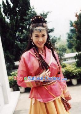 China Wuxia Film Costumes and Hair Accessories for Women