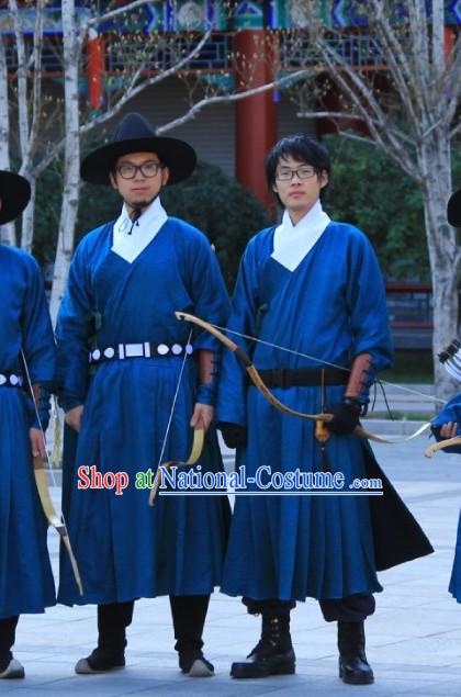 China Classical Ming Dynasty Blue Hanfu Wide Robe for Men