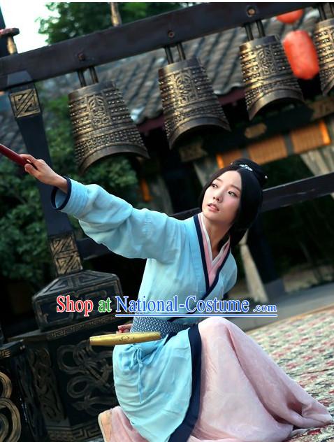 China Female Kung Fu Master Clothing Complete Set for Women