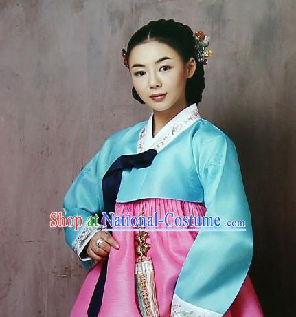 Traditional Korean Female Hanbok Outfit Complete Set