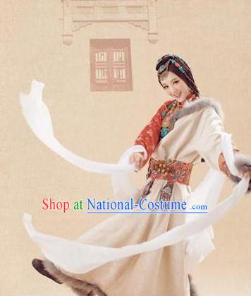 Asian Fashion Wholesale Tibetan Princess Clothing and Hair Accessories Complete Set for Women