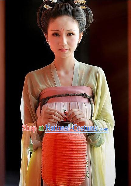 Asian Fashion Chinese Tang Dynasty Royal Lady Costumes and Hair Accessories