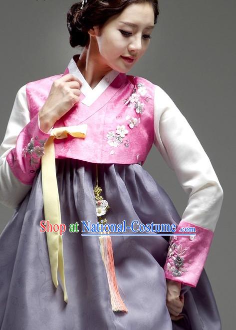 Korean National Costumes Traditional Costumes Hanbok Korea