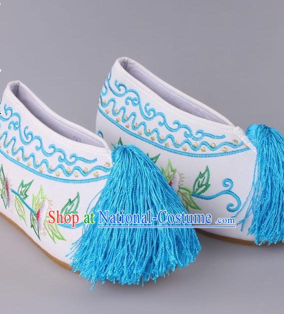 Chinese Beijing Opera Hua Dan Hua Tan Embroidered Flower Shoes for Women