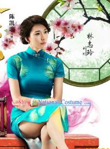 Chinese Traditional Qi Pao Cheongsam Robe for Women