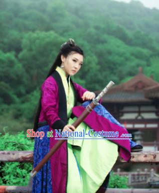 Chinese Traditional Swordwomen Han Fu Clothes and Hair Accessories Complete Set for Ladies