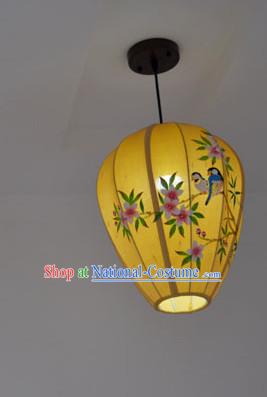 Chinese Classic Handmade and Painted Bird Flower Hanging Lantern