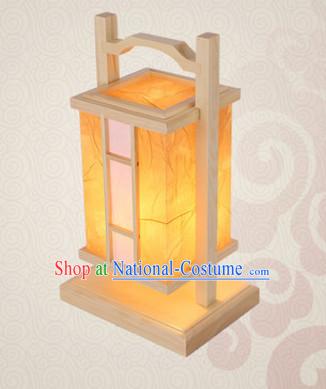 Chinese Ancient Handmade and Carved Natural Wood Desk Palace Lantern