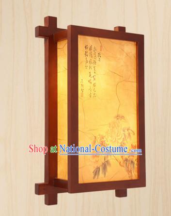 Chinese Classical Handmade and Carved Natural Wood Wall Palace Lantern