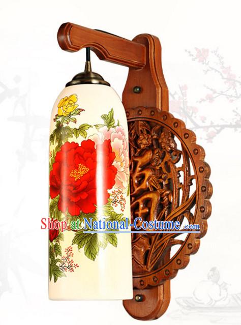 Chinese Classical Handmade and Carved Natural Wood Wall Palace Lantern