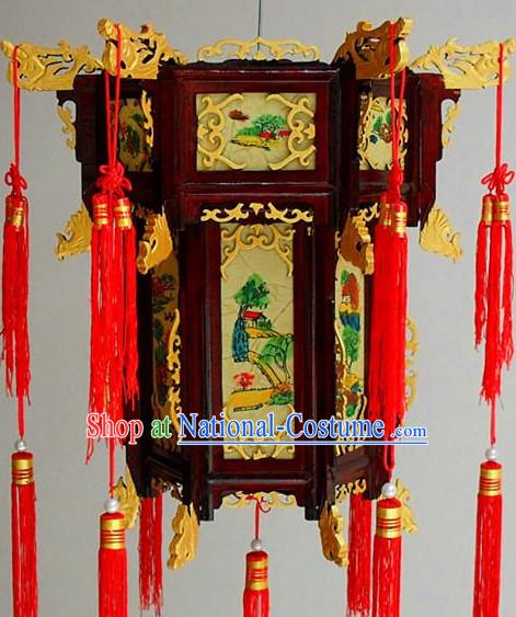 Traditional Chinese Classical Natural Wood and Carved Hanging Palace Lantern