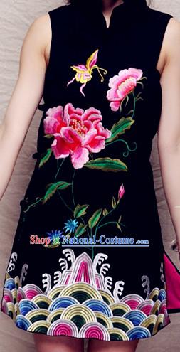 Top Chinese Mandarin Style Embroidered Flower Cheongsam _Qipao_