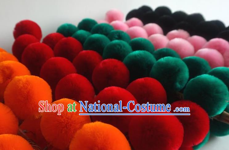 Handmade Beautiful Colored Pompoms Pompom for Decoration Opera Film