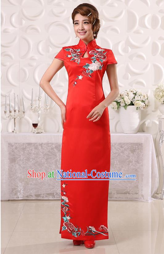 Ancient Chinese Costumes, Manchu Clothing Qipao, Retro Mandarin Collar Embroidered Long Silk Cheongsam, Traditional Red Cheongsam Wedding Toast Dress for Bride