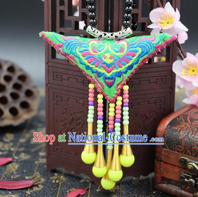 Traditional Chinese Miao Nationality Necklace, Hmong Folk Wedding Embroidery Sweater Chain, Chinese Minority Nationality Jewelry Accessories for Women