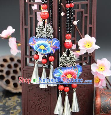 Traditional Chinese Miao Nationality Necklace, Hmong Folk Wedding Embroidery Sweater Chain, Chinese Minority Nationality Jewelry Accessories for Women