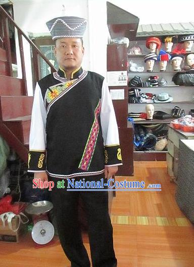 Traditional Chinese Miao Nationality Dancing Costume, Hmong Male Folk Dance Ethnic Dress, Chinese Minority Tujia Nationality Embroidery Costume for Men