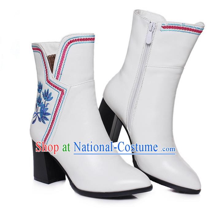 Traditional Chinese Folk Dance Shoes, China Female Embroidered Shoes, Chinese Minority Nationality Embroidery Ankle Boots for Women