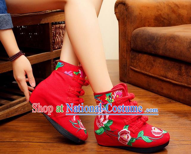 Traditional Chinese Folk Dance Shoes, China Female Embroidered Shoes, Chinese Minority Nationality Embroidery Ankle Boots for Women