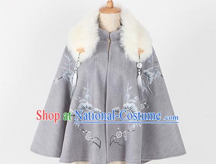 Ancient Chinese Winter Thick Mantle Cape for Women