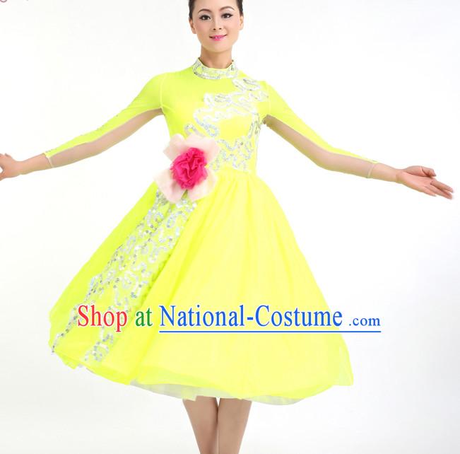 Traditional Chinese Dance Costumes Custom Dance Costume Folk Dance Chinese Dress Cultural Dances and Headdress Complete Set