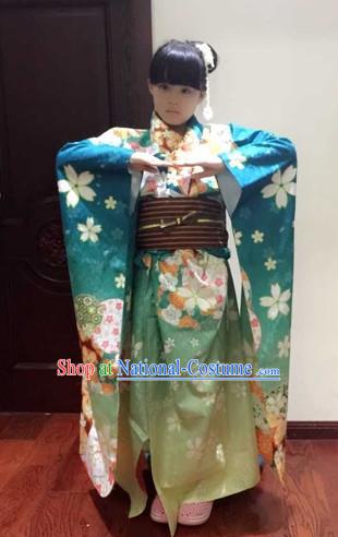 Traditional Japanese Style Kimono Cosplay Dress for Women