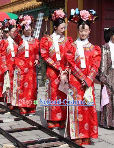 Qing Dynasty Chinese Imperial Palace Lady Style Authentic Long Robe Clothes Culture Costume Dresses Traditional National Dress Clothing and Headwear Complete Set