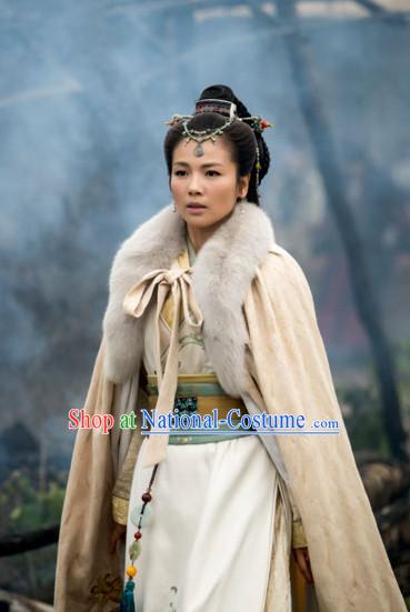 Ancient Traditional Chinese Style Female General Long Mantle