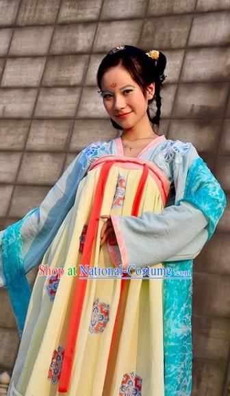 Ancient Chinese Clothing Dress Garment and Hair Accessories Complete Set for Women