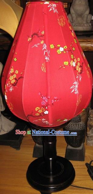 Top Chinese Handmade Silk Wood Palace Desk Lantern