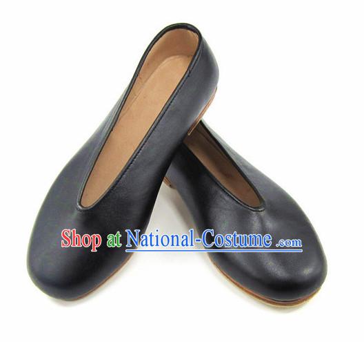 Top Chinese Black Leather Traditional Tai Chi Shoes Kung Fu Shoes Martial Arts Shoes for Men or Women