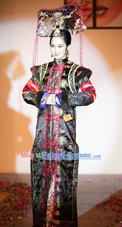 Qing Dynasty Chinese Imperial Palace Empress Garment and Hair Jewelry Complete Set for Women