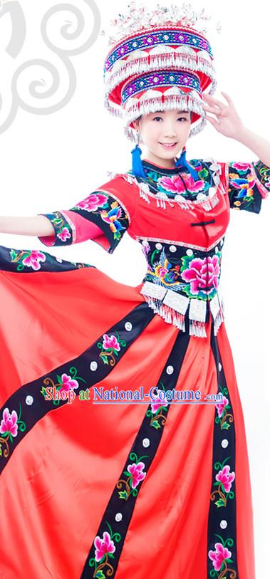 Chinese Ethnic Groups Wear Dresses Traditional Clothing for Women