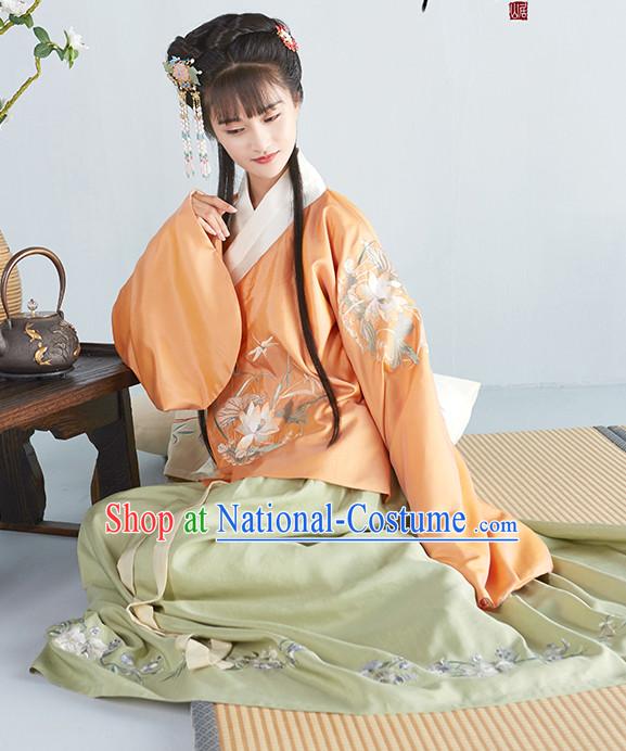 Chinese Ancient Ming Dynasty Princess Beauty Garment Costumes and Hair Jewelry Complete Set for Women