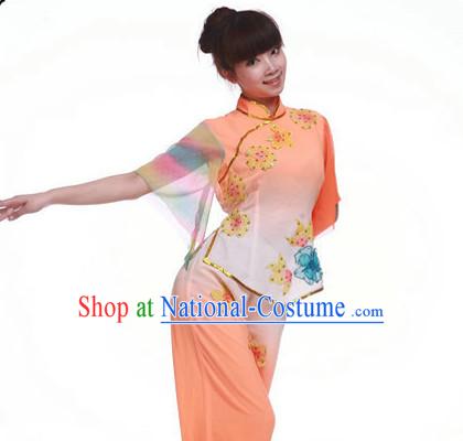 Traditional Chinese Fan Dance Costumes for Girls