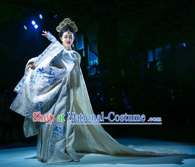 Traditional Chinese Ancient Empress Clothes Complete Set for Women with Long Trail