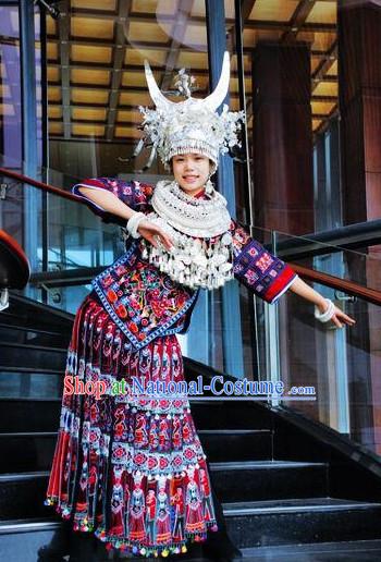 Chinese Ethnic Clothing Minority Clothing Cultural Costumes Complete Set for Women