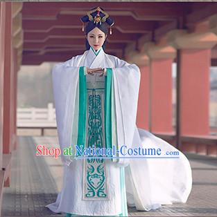 Chinese Traditional White Princess Hanfu Clothing and Hair Accessories Complete Set for Women