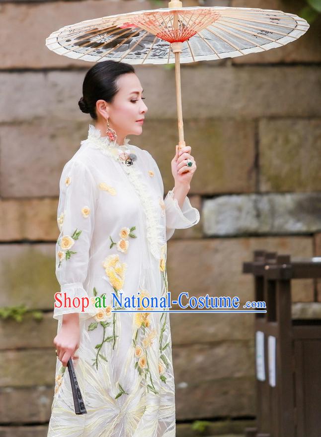 Chinese Classical Suzhou Style Female Dress and Umbrella Complete Set