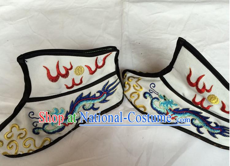 China Beijing Opera Embroidered Dragon Shoes