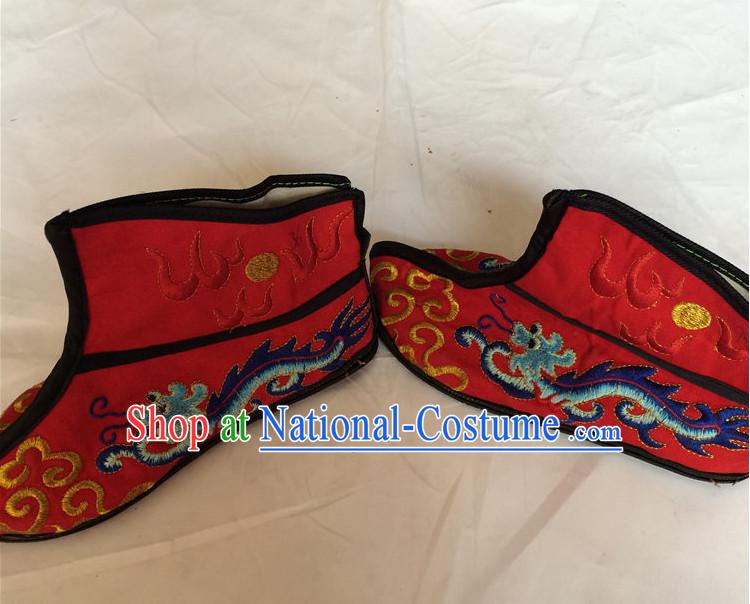 China Beijing Opera Embroidered Dragon Shoes