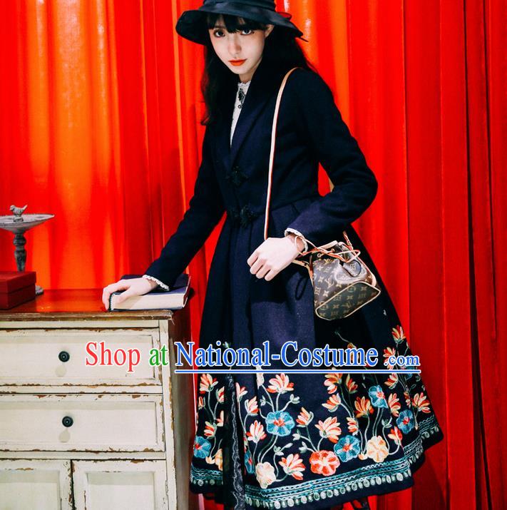 Traditional Classic Women Clothing, Traditional Classic Chinese Woolen Coat, Chinese Ancient Style Plate Buttons Embroidered Dust Coat for Women