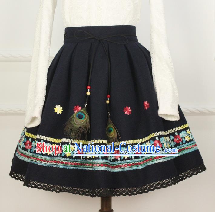 Traditional Classic Women Clothing, Traditional Chinese Classic Hanfu Woolen Embroidered Skirt for Women