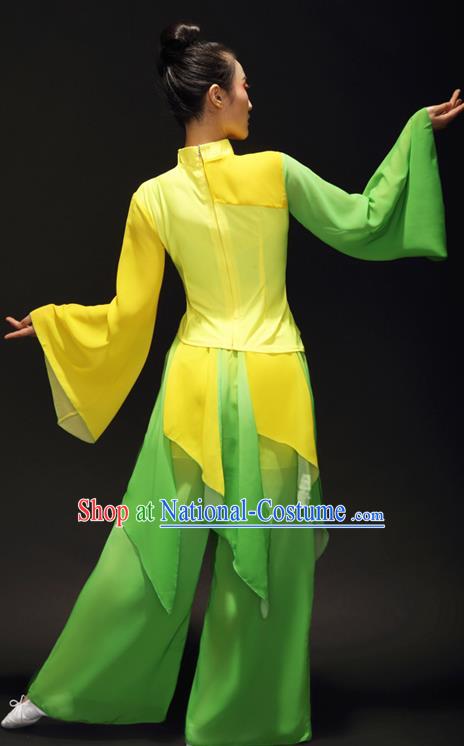 Traditional Chinese Yangge Fan Dancing Costume